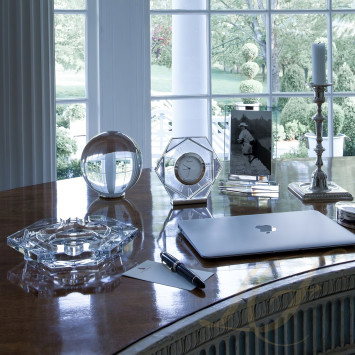Коллекция Аксессуары для рабочего стола бренда Baccarat