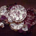 Блюдо овальное 33см коллекции Albertine Prune бренда Bernardaud