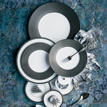 Тарелка десертная 16см коллекции Maille Platine бренда Bernardaud