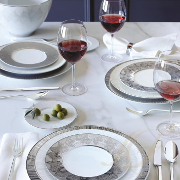 Столовый сервиз на 6 персон коллекции Silva бренда Bernardaud