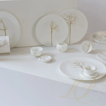 Блюдо овальное 39см коллекции Golden Forest бренда Dibbern