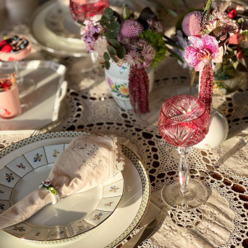 Коллекция Grecque Mille Fleurs бренда Fürstenberg