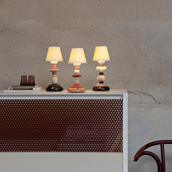 Лампа настольная 