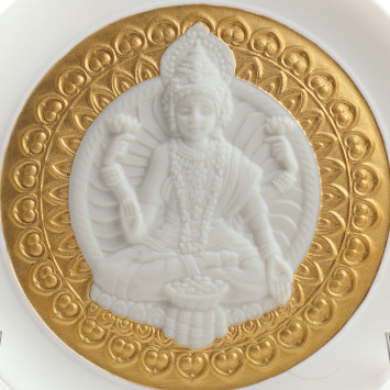 Декоративная тарелка 