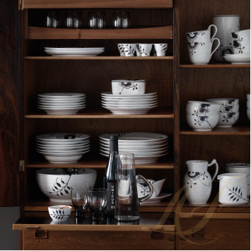 Тарелка глубокая 21см коллекции Black Fluted Mega бренда Royal Copenhagen