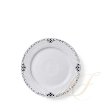 Тарелка десертная 19см коллекции Black Lace бренда Royal Copenhagen