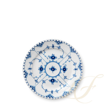 Тарелка закусочная 19см коллекции Blue Fluted Full Lace бренда Royal Copenhagen