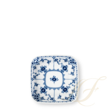Чаша квадратная 10,5см коллекции Blue Fluted Half Lace бренда Royal Copenhagen