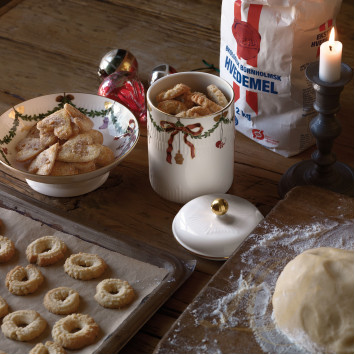 Шкатулка 16см коллекции Star Fluted Christmas бренда Royal Copenhagen