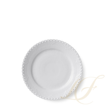 Тарелка закусочная 19см коллекции White Fluted Full Lace бренда Royal Copenhagen