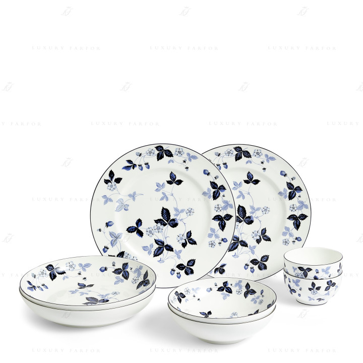 Набор из 8 предметов коллекции Wild Strawberry Inky Blue бренда Wedgwood