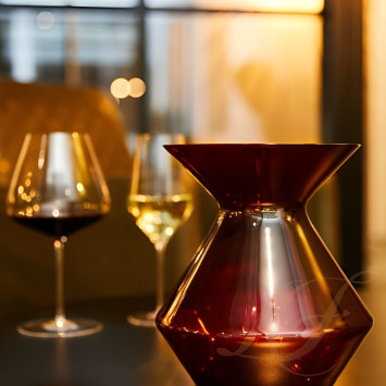 Плевательница для вина 